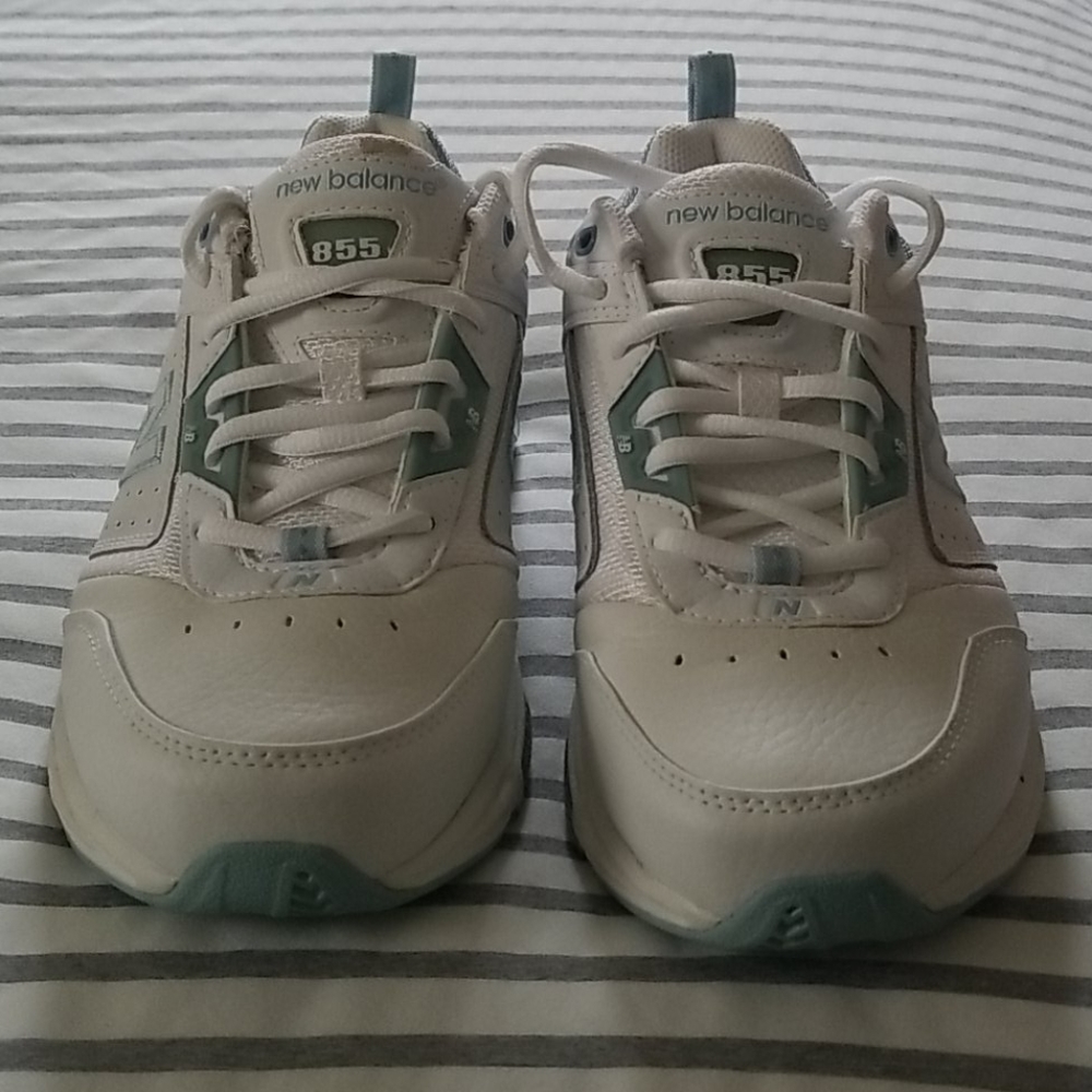 New Balance 855 Women's Sneakers